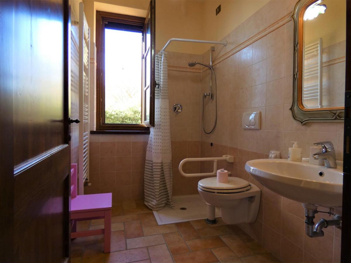 Scappo In Umbria, La Vallata Parrano Luaran gambar